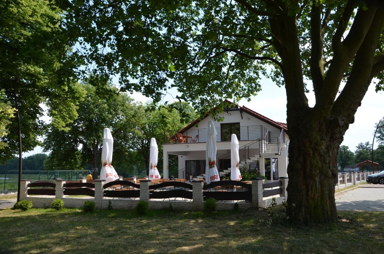 Pod Kotwica Bed and Breakfast Nowa Sol Esterno foto