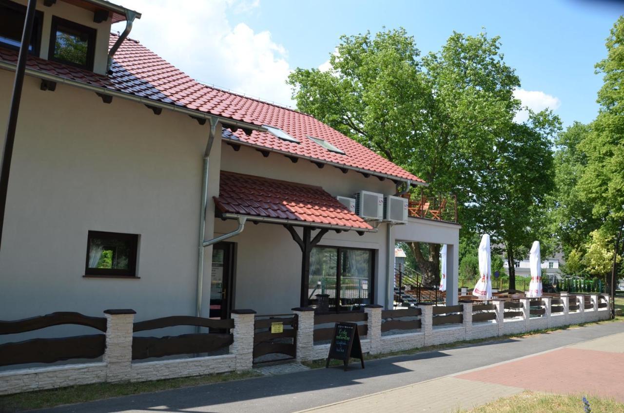 Pod Kotwica Bed and Breakfast Nowa Sol Esterno foto
