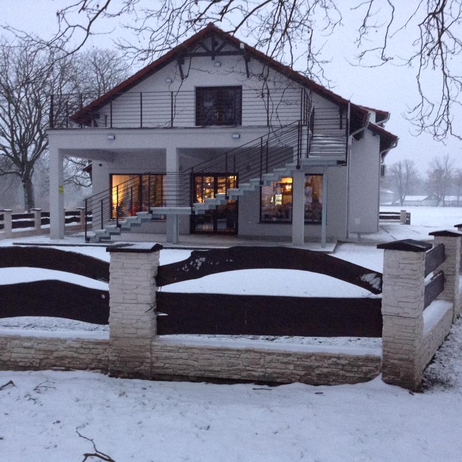 Pod Kotwica Bed and Breakfast Nowa Sol Esterno foto