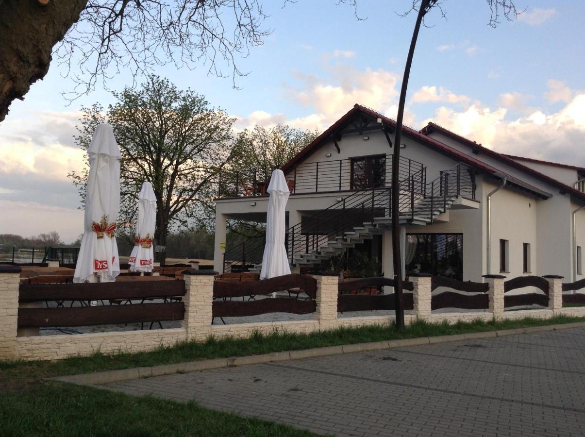 Pod Kotwica Bed and Breakfast Nowa Sol Esterno foto