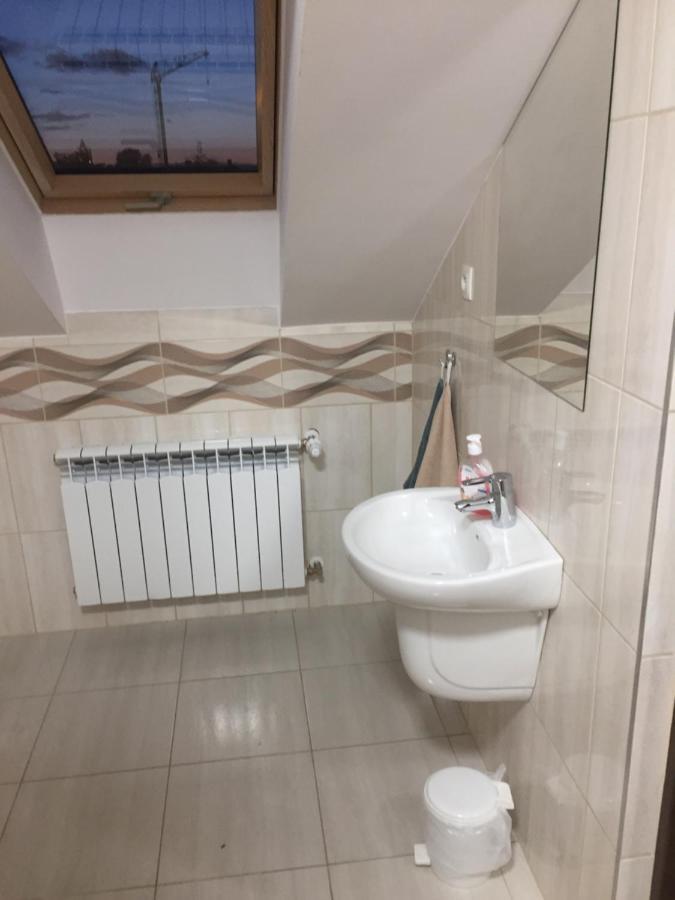 Pod Kotwica Bed and Breakfast Nowa Sol Esterno foto