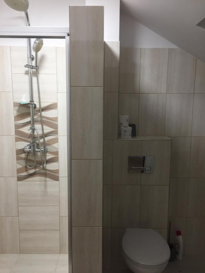 Pod Kotwica Bed and Breakfast Nowa Sol Esterno foto